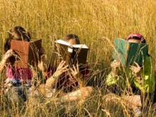 «Книжный пикник»: громкое чтение сказок народов России