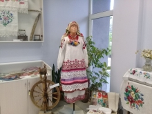 Этнографическая выставка «Вещичка» в Библиотеке имени С. Снегова