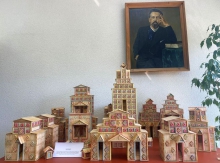 Выставка спичечных домиков Андрея Ковердяева «Золотой город»
