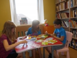 «Читай, играя. Отдыхая, твори!»: летняя программа в библиотеке на Бакинской